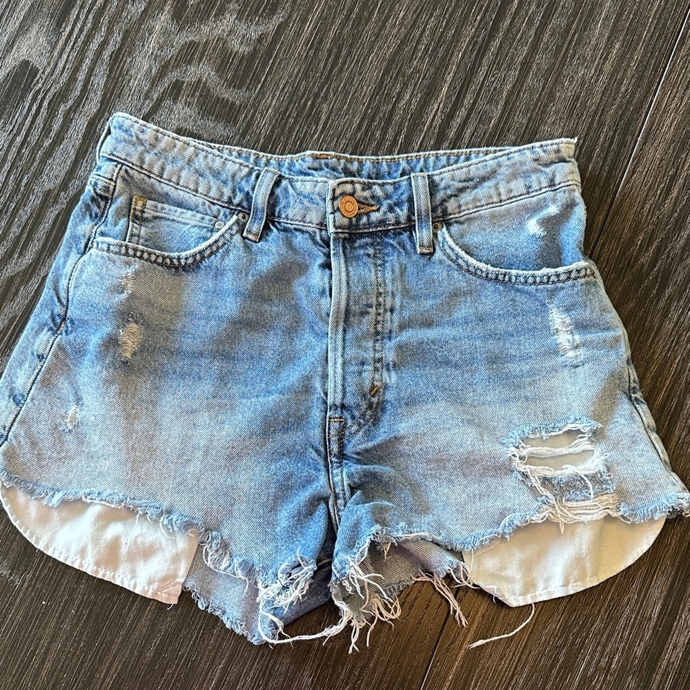 H&M 100% Cotton High Rise Raw Denim Cutoff Denim Blue Shorts, Size 8